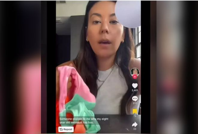 kaiyun中国官方网站儿童泳衣有“罩杯衬垫”是在挑衅 ？女子网上吐槽后遭网友痛批！(图2)