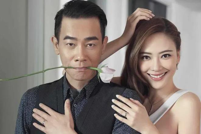 一家四口上热搜应采儿泳装大爆身材陈小春感慨：是我嫁给了她(图9)