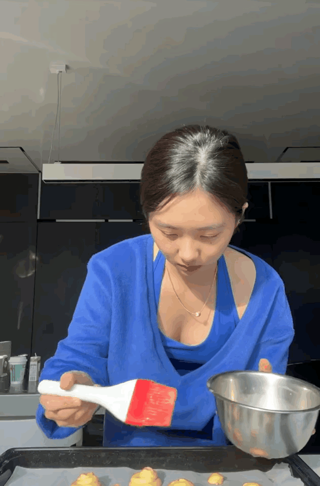 小玥儿被群嘲、甜馨遭孤立：内娱的“青春审美”早被星二代带偏(图15)