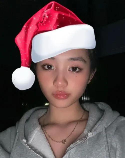 小玥儿被群嘲、甜馨遭孤立：内娱的“青春审美”早被星二代带偏(图16)