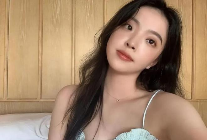 小玥儿被群嘲、甜馨遭孤立：内娱的“青春审美”早被星二代带偏(图22)