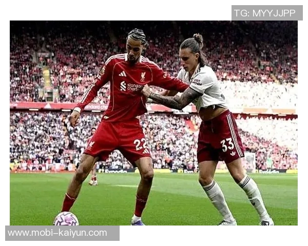 卡拉格建议伊萨克与埃基蒂克双双首发提升球队攻击力