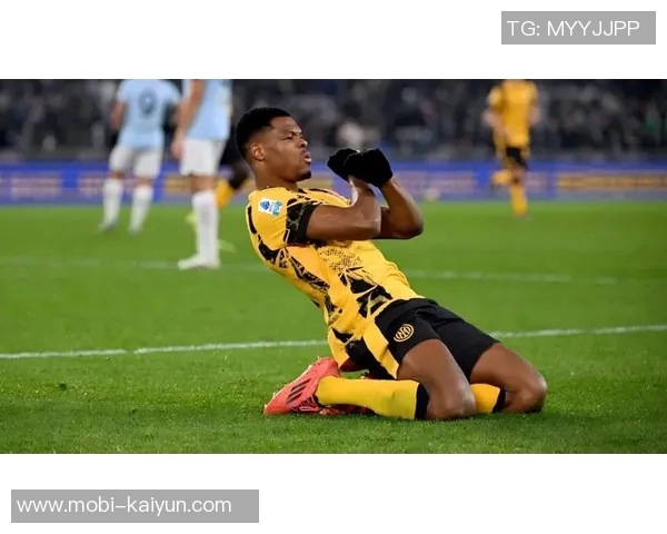 邓弗里斯预计1月20日回归国米目标三月初重返赛场