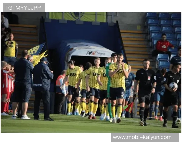 白堡主帅表达祝福不确定告别战球队未来充满希望